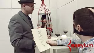 Perse söövat Milf August Taylorit karistati POV-režiimis tohutu riistaga